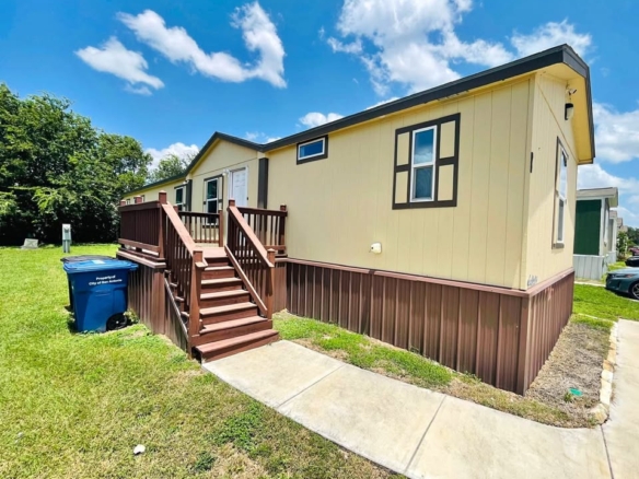 2019 mobile home listed in San Antonio