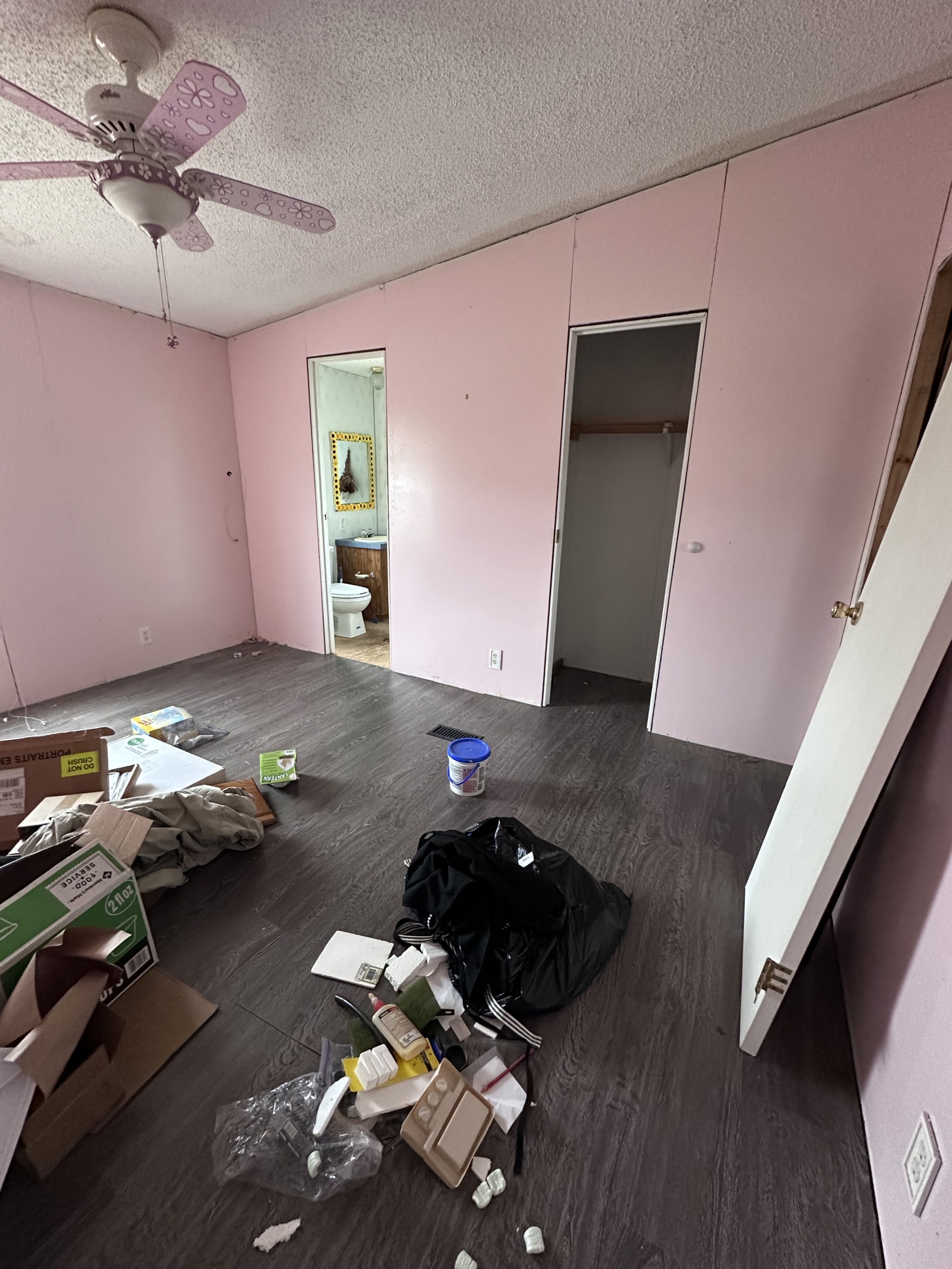 20251123_205950889_iOS